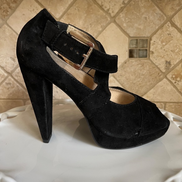 Michael Kors Shoes - Michael Kors Black Suede Heels